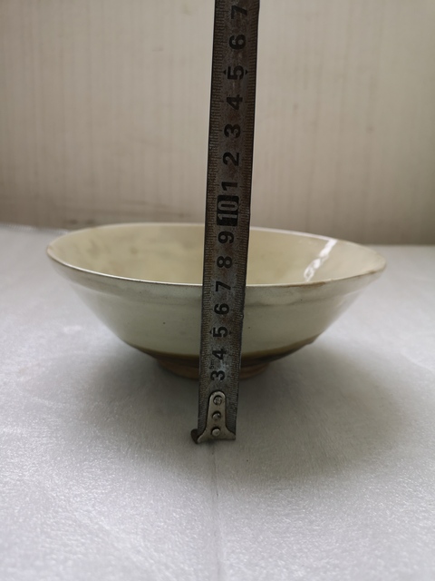 古玩陶瓷磁州窯系白釉唇口碗拍賣,當前價格450元