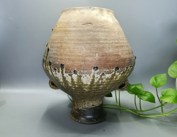 古玩陶瓷秦漢·青釉繩紋雙耳瓶拍賣,當前價格1200元