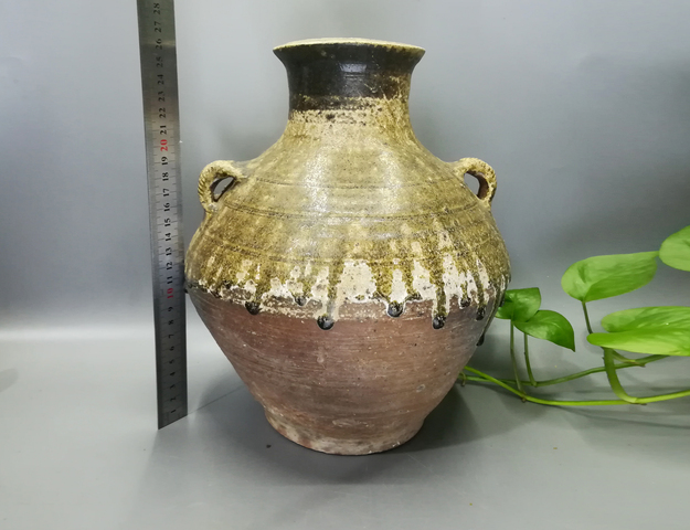 古玩陶瓷秦漢·青釉繩紋雙耳瓶拍賣,當前價格1200元