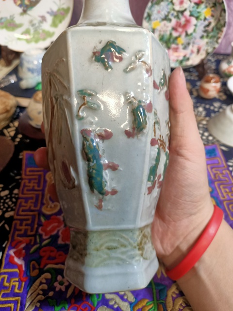 古玩陶瓷釉下彩堆塑瓶拍賣,當前價格3888元