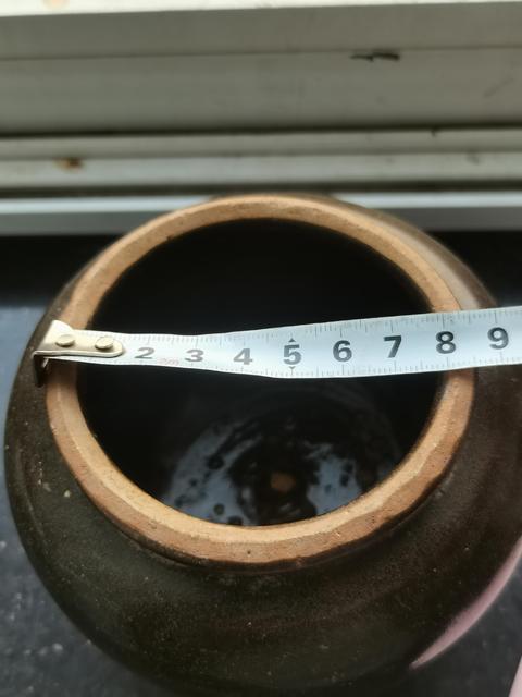 古玩陶瓷宋代的茶葉黑釉罐如果沒有沖線的話小幾萬拍賣，當(dāng)前價格3899元