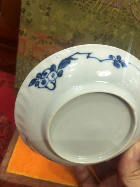 古玩陶瓷清康熙青花花卉紋瓜棱斗雞盤拍賣,當前價格1500元