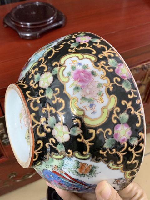 古玩陶瓷乾隆年制款彩繪花卉人物紋碗拍賣，當前價格480元