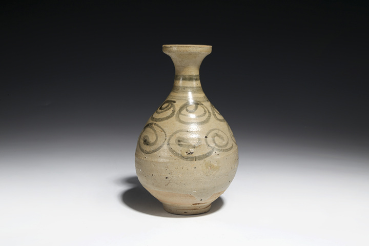 【倉庫整理品】中国古美術　清時代染付人物玉壺春瓶 ：XG--33 倉庫整理品】中国古美術 清時代染付人物玉壺春瓶 ：XG