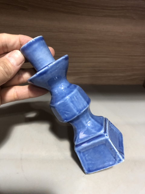 古玩陶瓷民國藍釉燈臺拍賣，當前價格899元