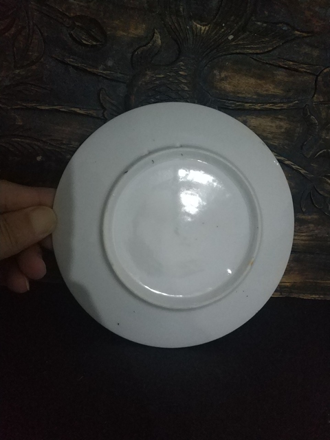 古玩陶瓷(民國(guó)精品)描金徽章人物風(fēng)景掛盤拍賣,當(dāng)前價(jià)格368元