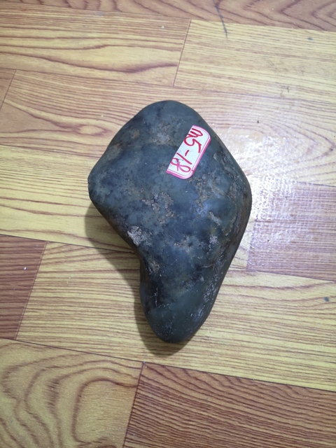 古玩玉器和田青玉籽料拍賣，當前價格398元