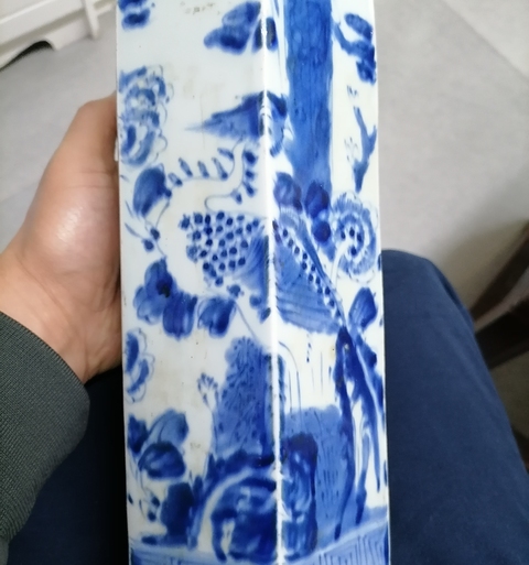 古玩陶瓷《官窯之家》青花鳳凰牡丹花卉紋六方帽筒拍賣(mài)，當(dāng)前價(jià)格388元
