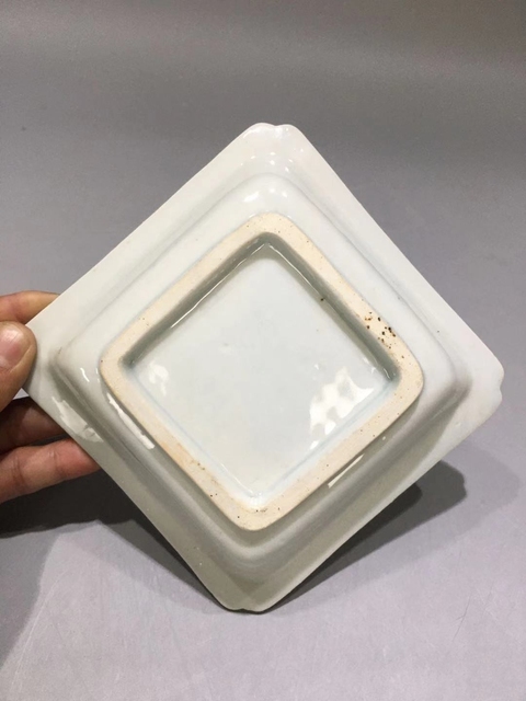 古玩陶瓷清.乾隆青花四方花卉盤(pán)拍賣(mài)，當(dāng)前價(jià)格1000元