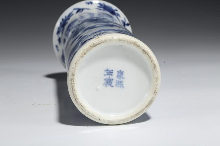 古玩陶瓷清晚·青花山水樓閣人物紋花插拍賣,當前價格3600元