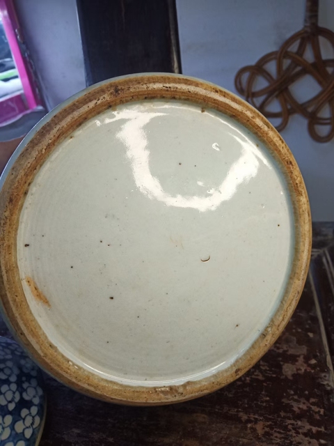 古玩陶瓷青花留白梅紋大蓋缸拍賣，當前價格6000元