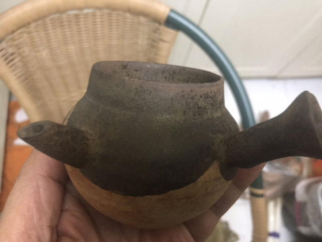 古玩陶瓷元·醬釉注壺拍賣,當(dāng)前價格600元
