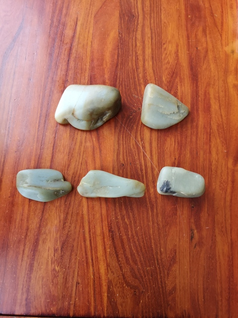 古玩玉器俄羅斯籽料拍賣(mài),當(dāng)前價(jià)格398元