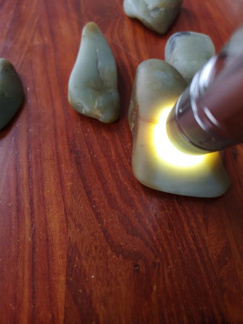 古玩玉器俄羅斯籽料拍賣(mài),當(dāng)前價(jià)格398元