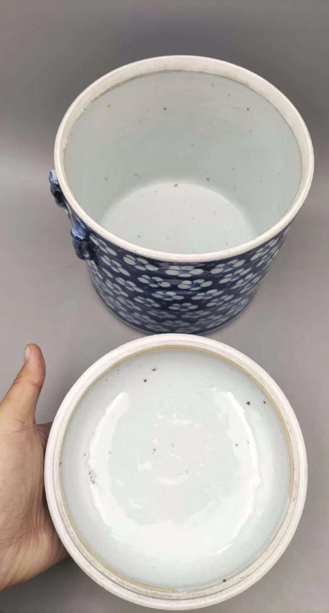 古玩陶瓷（精美細路）青花留白冰梅紋蓋缸拍賣，當前價格6888元