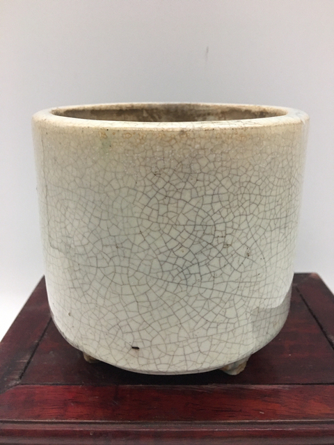 古玩陶瓷漳州窯香爐拍賣,當(dāng)前價(jià)格800元