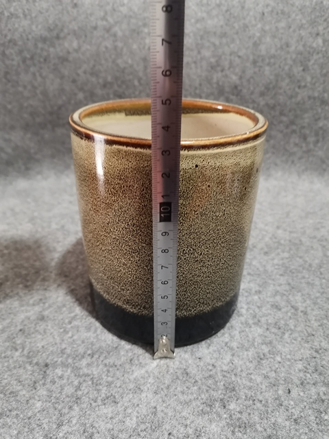 古玩陶瓷磁州窯褐釉窯變筆筒拍賣，當前價格500元