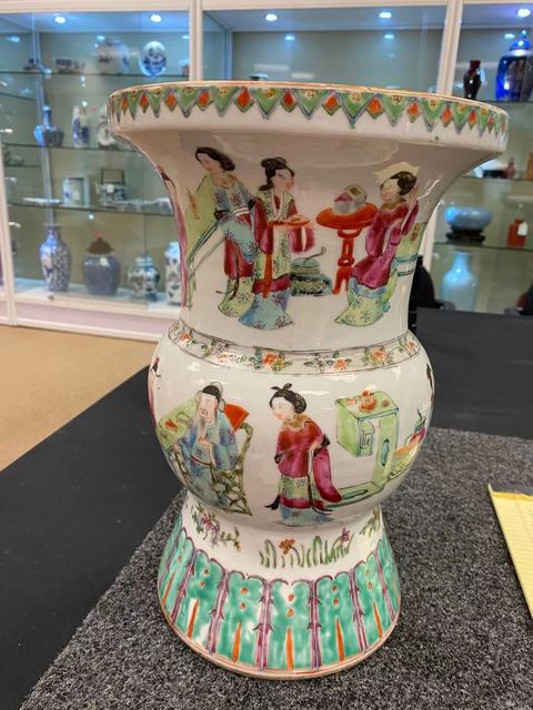 古玩陶瓷廣彩渣斗拍賣，當前價格12800元