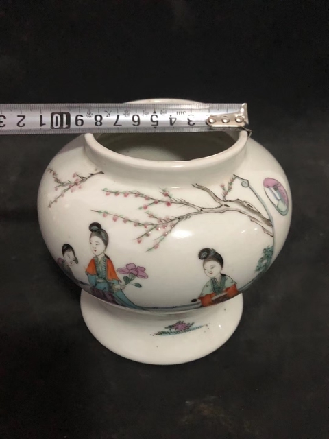 古玩陶瓷全美名家粉彩仕女將軍罐拍賣,當前價格2400元