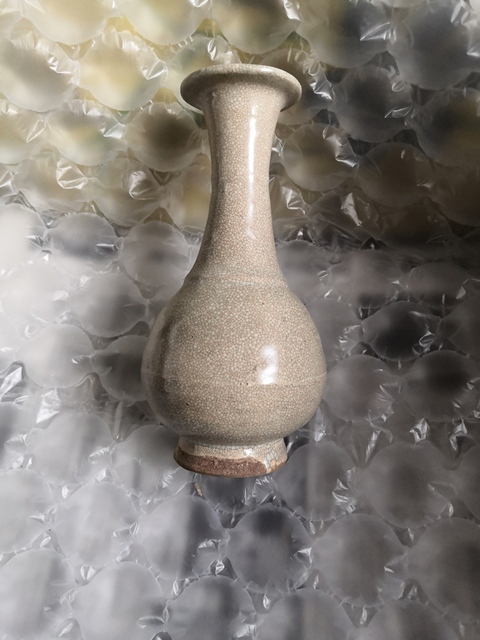 古玩陶瓷元明龍泉哥釉撇口瓶拍賣，當前價格3000元