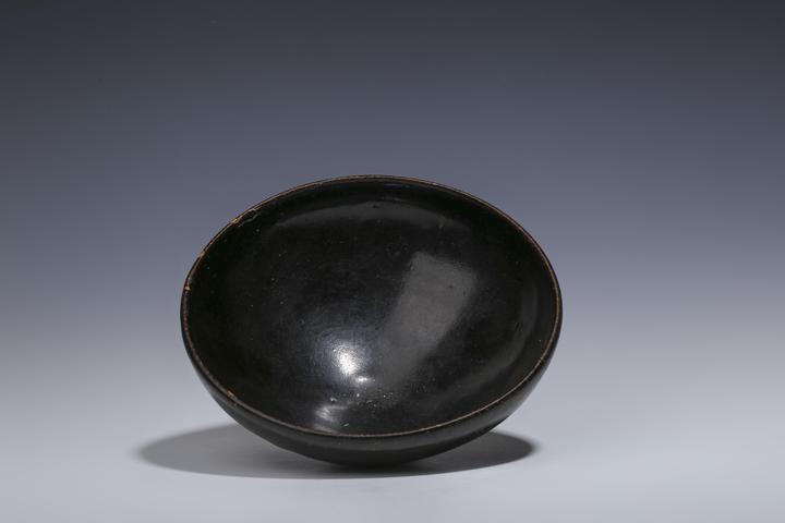 古玩陶瓷宋元·耀州窯窯變黑釉點彩碗拍賣，當前價格1699元