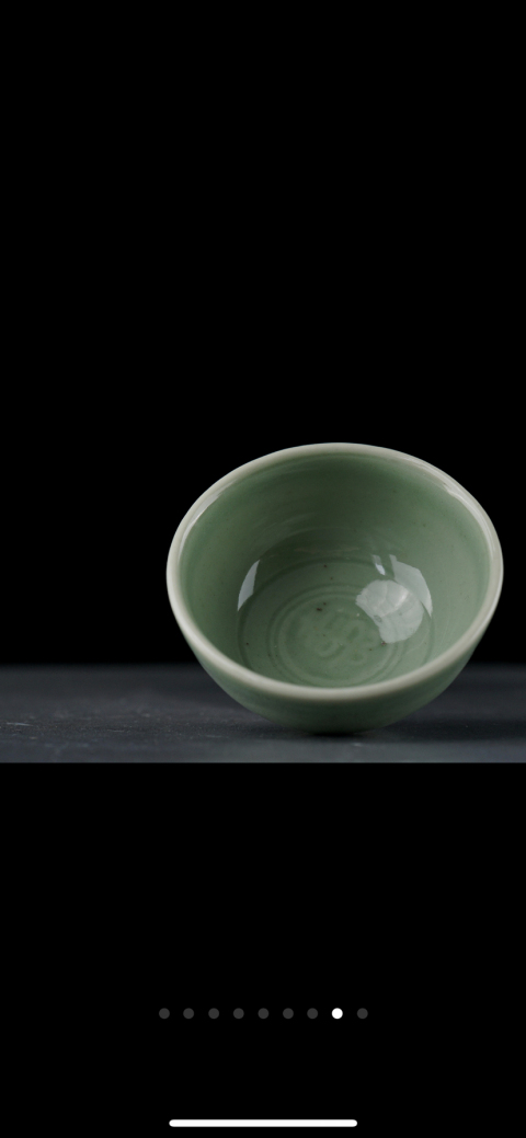 古玩陶瓷清.梅子青暗刻壽字紋杯拍賣,當(dāng)前價(jià)格1999元