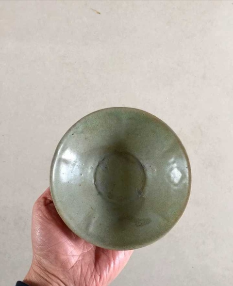 古玩陶瓷五代十國越窯系青瓷花口盞拍賣,當前價格8800元