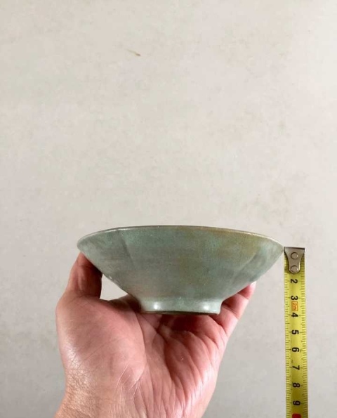 古玩陶瓷五代十國越窯系青瓷花口盞拍賣,當前價格8800元