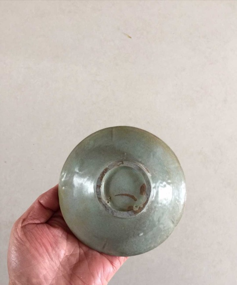 古玩陶瓷五代十國越窯系青瓷花口盞拍賣,當前價格8800元