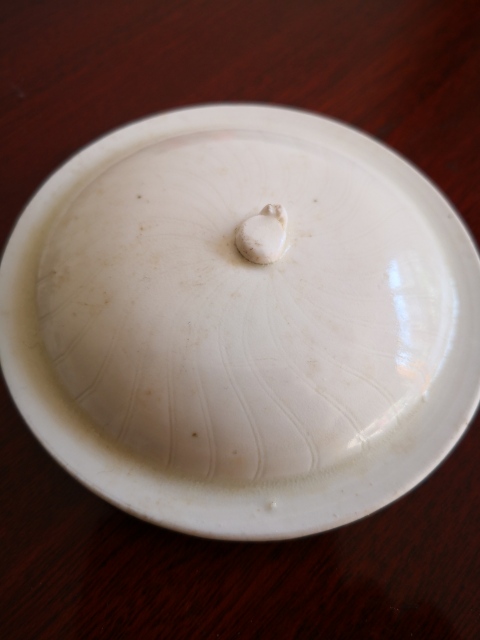 古玩陶瓷北宋定窯劃花罐蓋(精品民窯)拍賣,當(dāng)前價格3500元