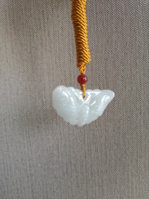 古玩玉器翠蝴蝶拍賣，當前價格150元