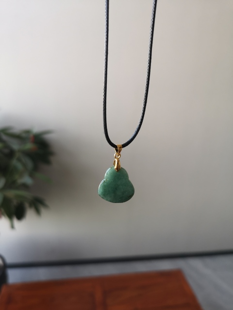 古玩玉器翠佛公拍賣,當前價格220元