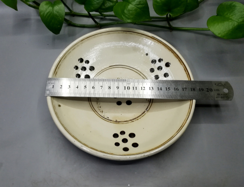 古玩陶瓷元代磁州窯點彩梅紋盤拍賣,當前價格600元