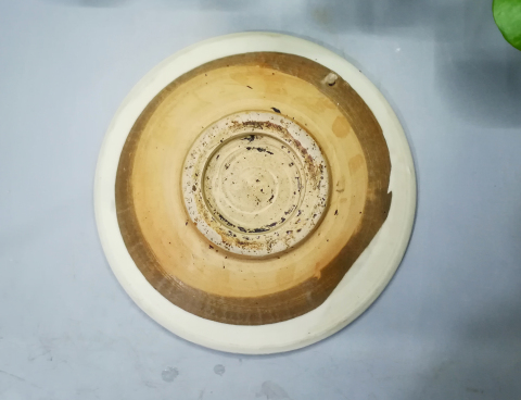 古玩陶瓷元代磁州窯點彩梅紋盤拍賣,當前價格600元