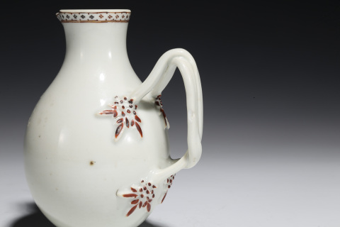 古玩陶瓷優品清乾隆·礬紅描金雙柄奶壺拍賣，當前價格2500元