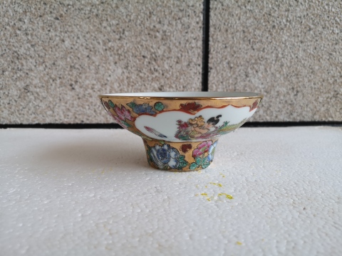 古玩陶瓷廣彩印花開光人物紋杯拍賣，當(dāng)前價(jià)格260元