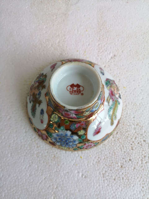 古玩陶瓷廣彩印花開光人物紋杯拍賣，當(dāng)前價(jià)格260元