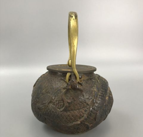 古玩雜項（館藏重器）明治時期龍文堂系鐵壺拍賣，當前價格11988元