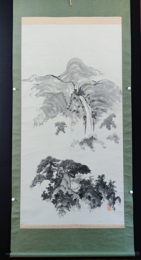 古玩字畫創匯時期原裝舊裱紫泉水墨山水立軸拍賣,當前價格199元