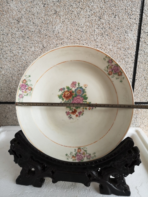 古玩陶瓷花卉紋貼花盤拍賣,當前價格550元