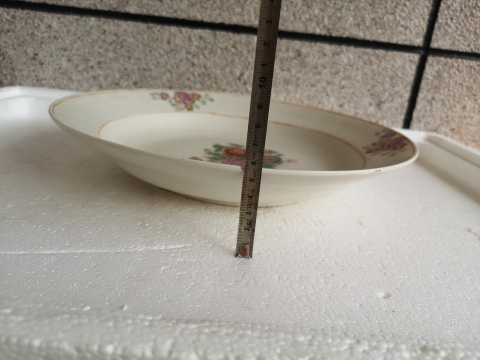 古玩陶瓷花卉紋貼花盤拍賣,當前價格550元