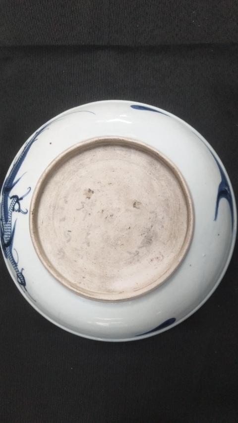 古玩陶瓷雍正過墻龍紋盤，已保真。拍賣，當(dāng)前價格6666元