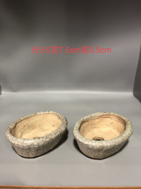 古玩陶瓷哥釉花盆一對拍賣,當前價格299元