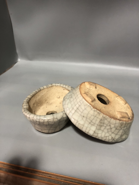 古玩陶瓷哥釉花盆一對拍賣,當前價格299元