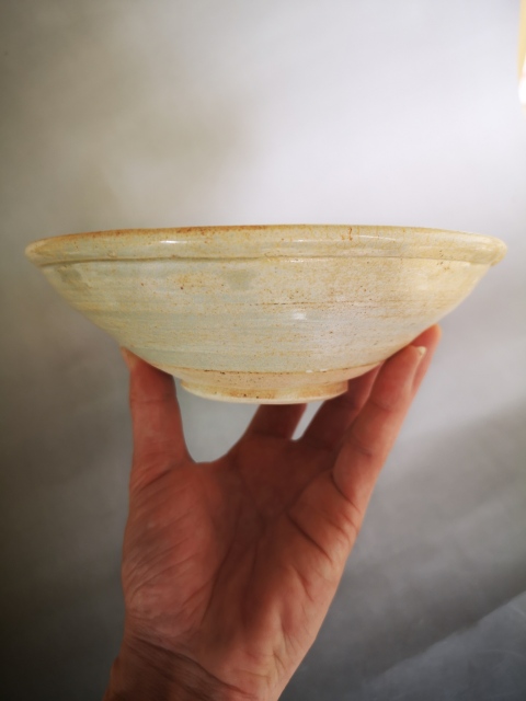 古玩陶瓷【實物保真】宋元.仿邢窯青白釉唇口盞碗拍賣,當(dāng)前價格1680元