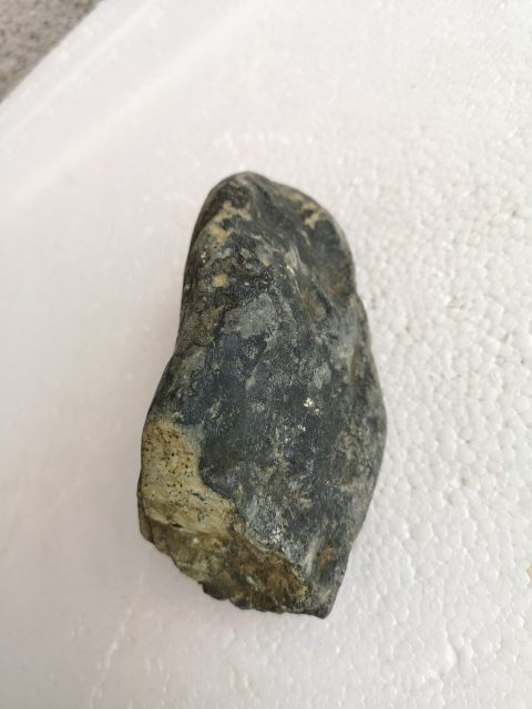 古玩玉器翡翠原石拍賣，當前價格450元