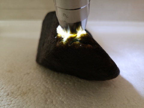 古玩玉器翡翠原石拍賣，當前價格520元