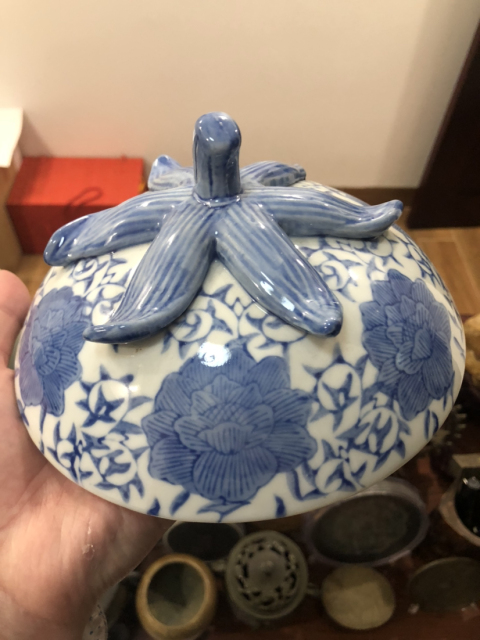 古玩陶瓷花卉紋青花蓋缸（超精品）拍賣，當前價格299元