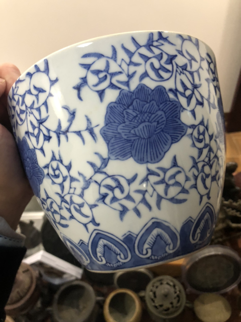 古玩陶瓷花卉紋青花蓋缸（超精品）拍賣，當前價格299元