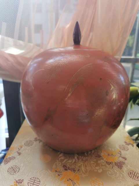 古玩陶瓷**紅描金松鶴紋西瓜罐拍賣，當前價格4000元